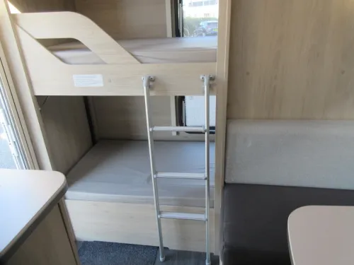 Caravelair Alba Family 426 MIT DOREMA VORZELT Foto: 6