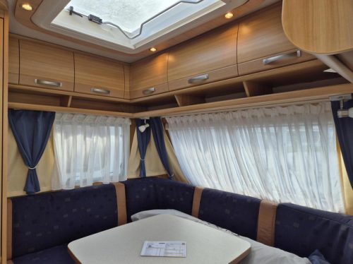 Dethleffs 430 DB Fixed bed, mover, Awning with extension Bovag photo: 10