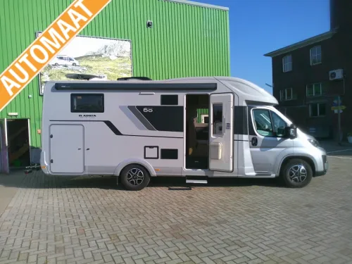 Adria Matrix 670 SL 5 berths