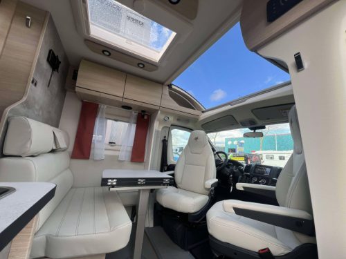 Rapido C50 L=6,59m + Queensbett Foto: 6