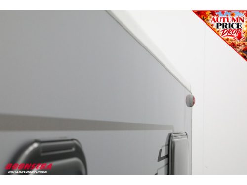 Eriba Nova Light 442 Elegance Awning Central kitchen Single beds LMV photo: 7