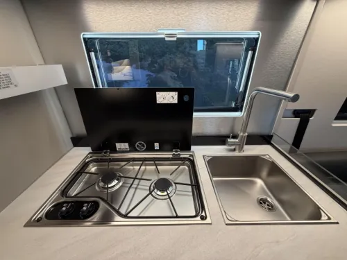 Adria Compact Supreme DL automatic / single beds photo: 12