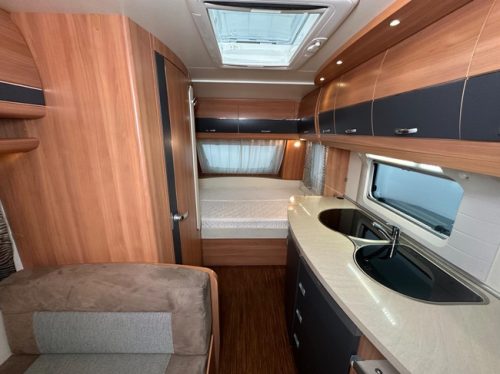 Hobby De Luxe 440 SF Foto: 17