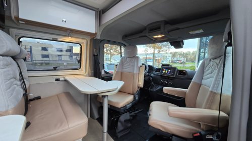 B&uuml;rstner Delfin Limited C 621 (SHOWMODEL) photo: 40