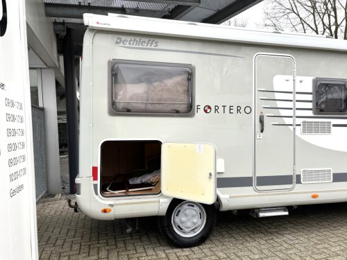 Dethleffs Fortero 5975 QUERBETT MOTOR-KLIMAANLAGE ANH&Auml;NGERKUPPLUNG Foto: 22