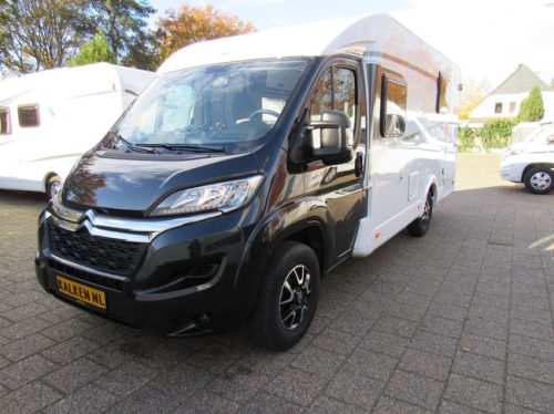 Hymer Carado V339 Europa Edition Black Queen bed 15k km 2022 photo: 3