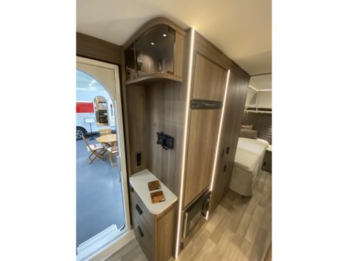 Kabe Ametist 560 GLE Model 2027  Foto: 7