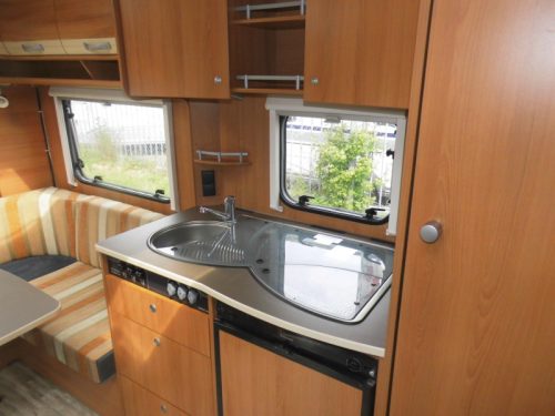 Dethleffs Camper 540 Awning and canopy. photo: 4