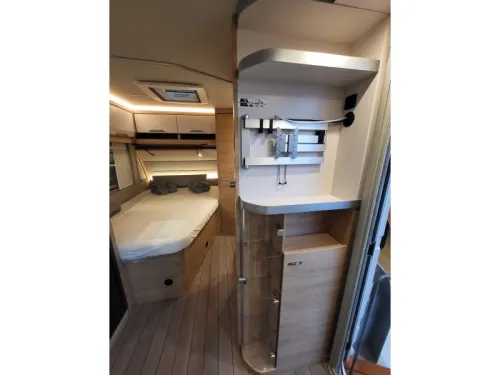 Knaus Sudwind 60 Years 450 FU super complete from factory photo: 14