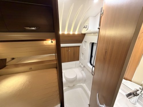 Hobby Premium 460 UFE BJ13, Mover, Awning, LUXE photo: 10