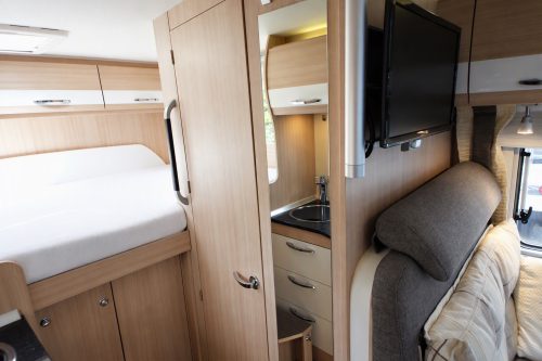 B&uuml;rstner Travel Van photo : 12