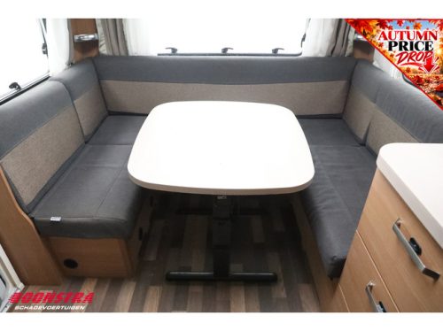 Knaus Sport 450 FU Middenkeuken Rondzit foto: 17