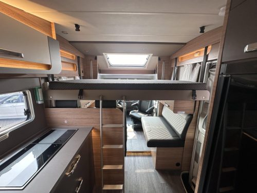 Weinsberg CaraSuite 650 MF AUTOMAAT FH05 para 5 personas foto: 6