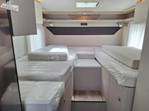 Hymer Exsis-I 580 PURE SINGLE BED 214CM + POP-TOP BED photo: 6