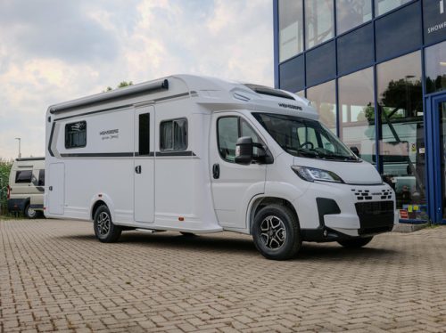 Weinsberg CaraSuite Spicy 700 DX AUTOMATIC FACE 2 FACE 2027 photo: 4
