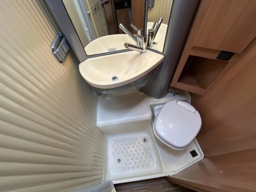 Dethleffs Advantage 6611 T  Foto: 17