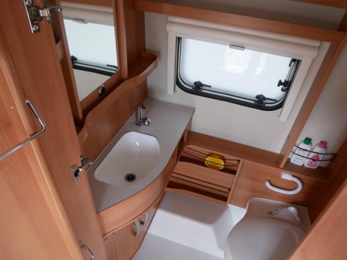 Eriba Touring 320 Motor mover, Bicycle carrier photo: 7