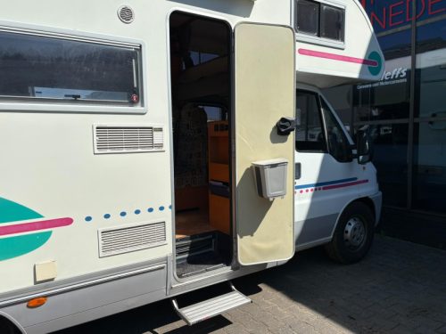 Adria Coral 660 DP Airco,XLGarage,Fixed bed photo: 8