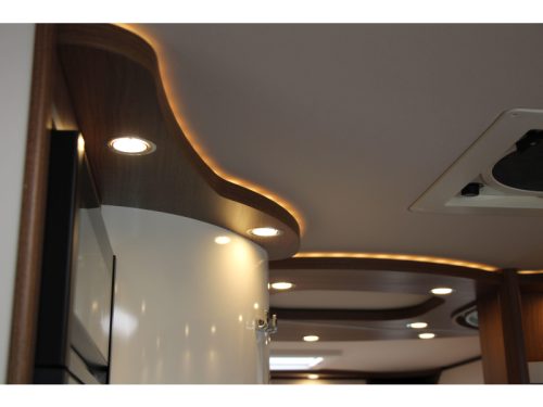 Carthago C-Tourer I 149 LE Single beds Pop-top roof  photo: 41