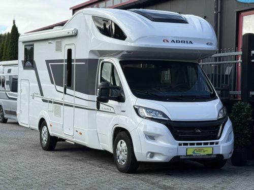 Adria Coral XL Plus 670 SL - FAMILIENWOHNMOBIL Foto: 3