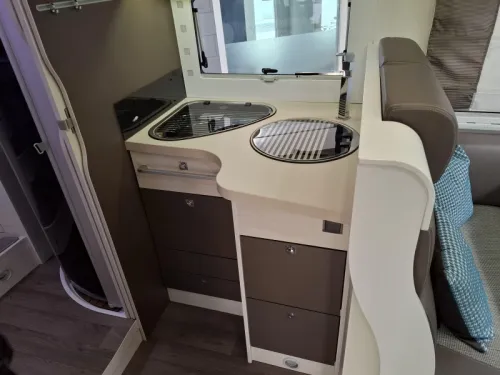 Chausson Welcome 727 GA Single Beds 2x Airco photo: 9
