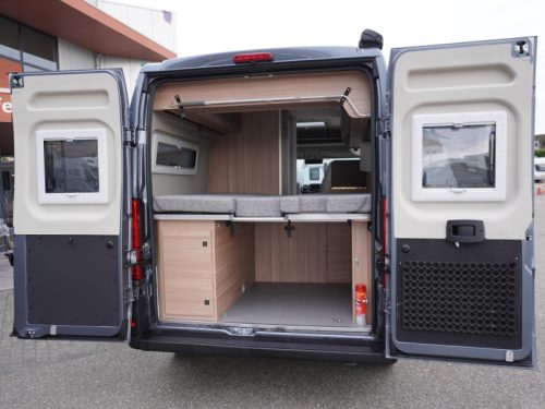 P&ouml;ssl Summit Shine 600 L AS NEW AND COMPLETE photo: 5