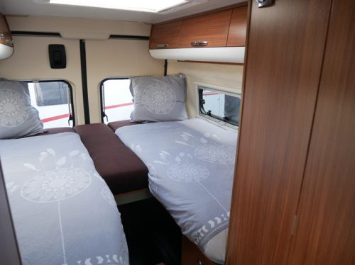 Adria Twin 640 SL, L&auml;ngsbetten, Maxi Chassis, Construct Schloss Foto: 19