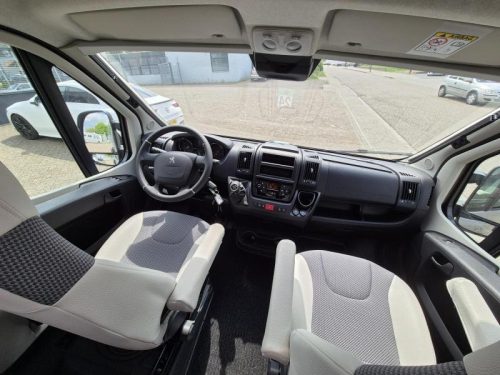 VANTourer 600 D Hubdach Bett 2x Klimaanlage BD93 Foto: 5