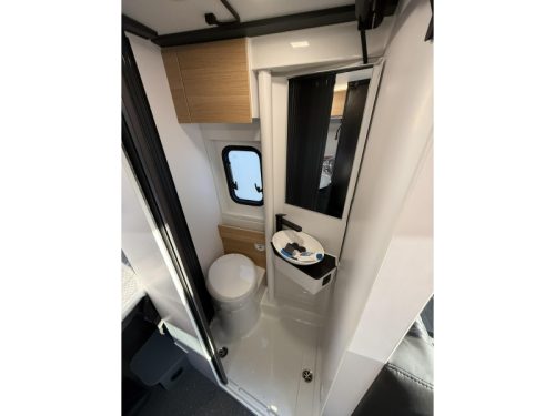 Adria Twin 600 SPB -AUTOMAAT-  Foto: 17