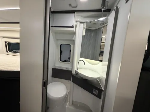Adria Twin Supreme 640 SLB Anh&auml;ngerkupplung Foto: 14