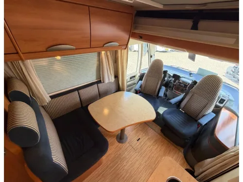 Hymer B 674 SL NL Wohnmobil ( NAP ) Foto: 4
