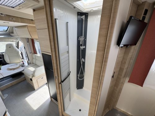 Rapido 696 F Automatic New Condition photo: 18
