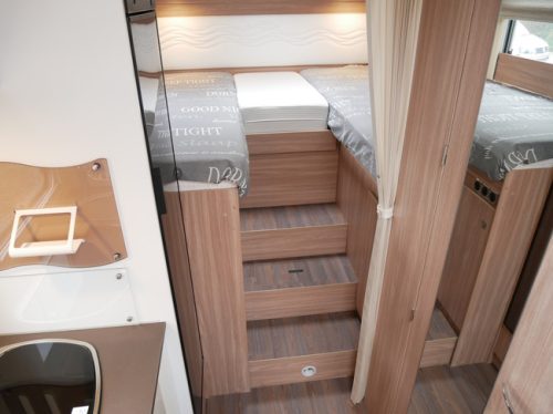 B&uuml;rstner Delfin 690G, Single beds, XXL Garage, XXL Refrigerator!! photo: 17