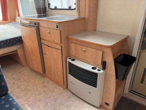 Kip Grey Line Special 44 TTR Mover/Awning/Floor heating photo: 4