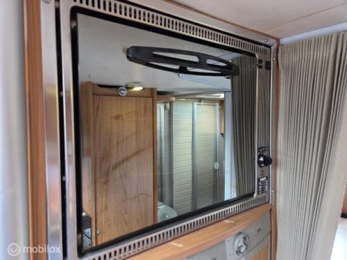 B&uuml;rstner I684 Aviano Camping-car Int&eacute;gral ☆131CV,Lit de pavillon,Solaire☆ photo : 17