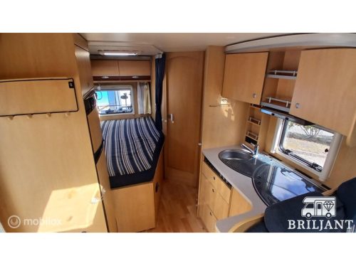 Dethleffs T 6501 B .. 2008 French bed. photo: 6