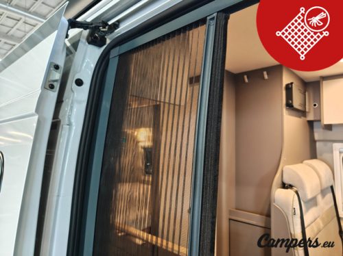 LMC INNOVAN 600 140PK Skyroof , Solar, Facelift photo: 15