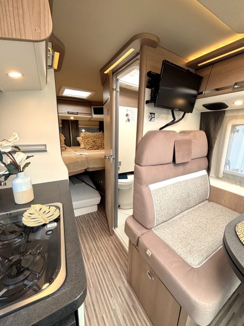 Carthago Malibu Van Charming GT 600 DB AUTOMATIC SINGLE BEDS 5.99M EURO 6 photo: 11
