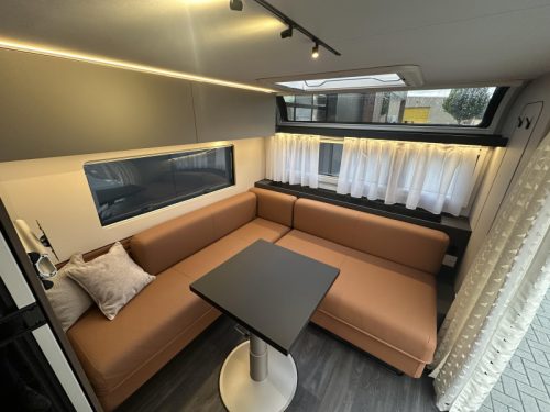 Adria Astella 754 DP Exklusiv in den Niederlanden Foto: 9