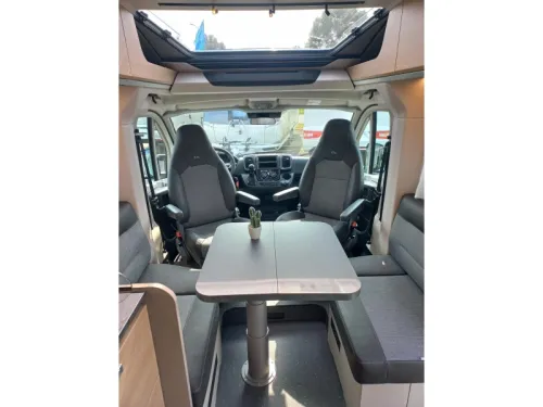 Adria Compact Select DL 2027 automatic photo: 8