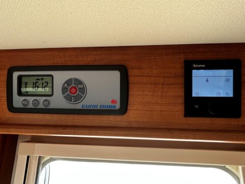 Eura Mobil Terrestra 650 EB TV, Maxxfan, Res.wiel photo: 20