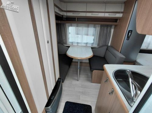 Fendt Bianco Selection 435 SF Toldo - Cama francesa foto: 3