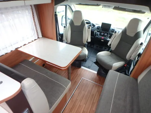 Weinsberg CaraLoft 650 MF Foto: 11