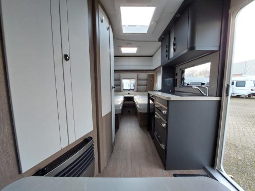 Hobby On Tour 460 DL 1500kg - Bettverbreiterung Foto: 5