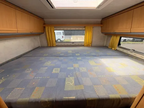 Weinsberg Komet 680 MQ,Fixed bed,Pop-top roof  photo: 21