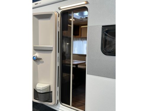 Knaus Sport 460 EU Rangierhilfe, Markise, Fahrradtr&auml;ger Foto: 8