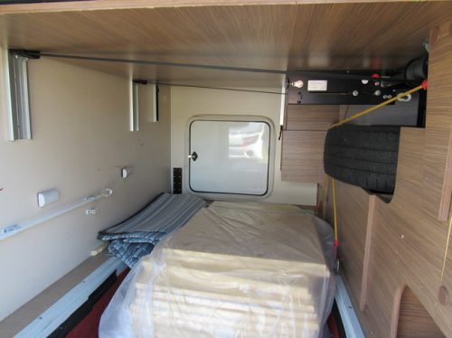 Itineo MB700 Fiat A-class French bed and Pop-top roof year of manufacture2016 photo: 21