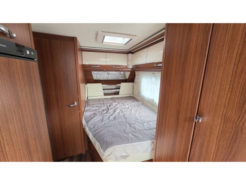 Tabbert Puccini 480 TD leveller system mover photo: 5