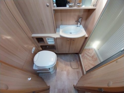 B&uuml;rstner Nexxo T 720 ENKE mit niedrigen Einzelbetten Foto: 12