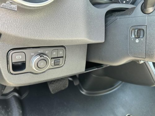 Hymer GT-S 600 XL Bed photo: 16